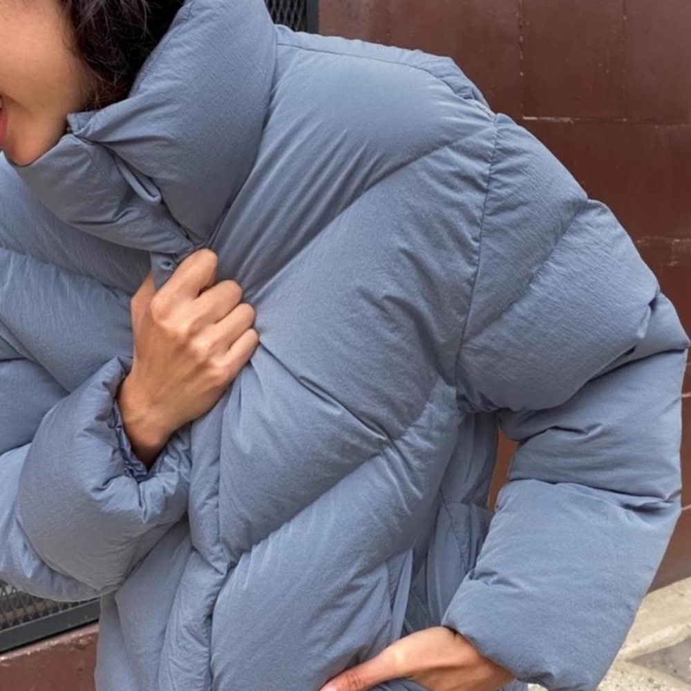 Aritzia The Cloud Puff Iridescent Blue Puffer Jacket